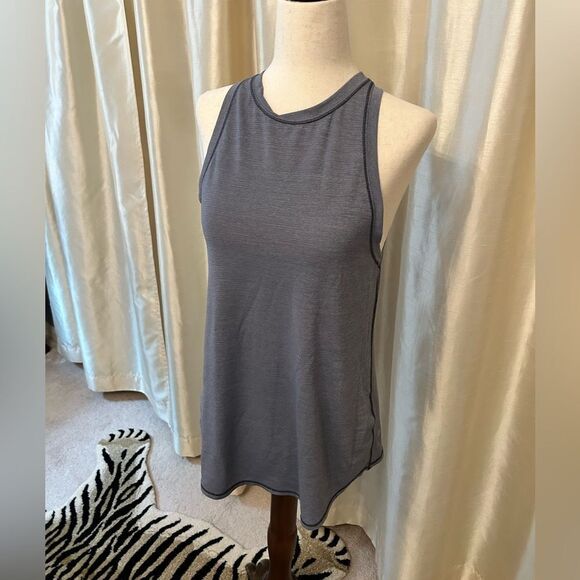 Lululemon Women’s Hot Like Agni Singlet Top Size 2 in Heathered Astro Blue - Picture 4 of 13